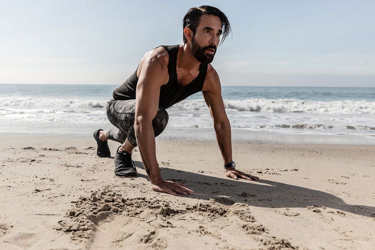 jorge-on-the-beach-working-out