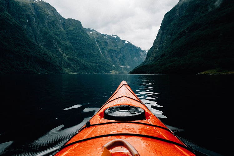 1-kayaking-on-a-beautiful-lake