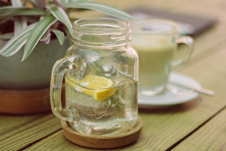 3-water-with-lemon