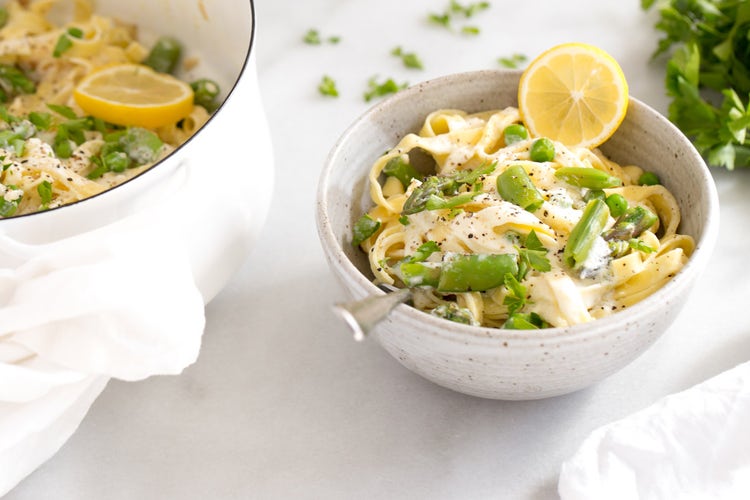 spring-pasta-with-vegetables-and-lemon